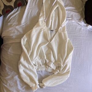 Solid Off White Athletic Cropped Hoodie